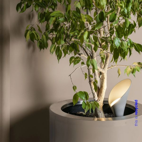 Lámpara estaca LEAF de Faro Barcelona