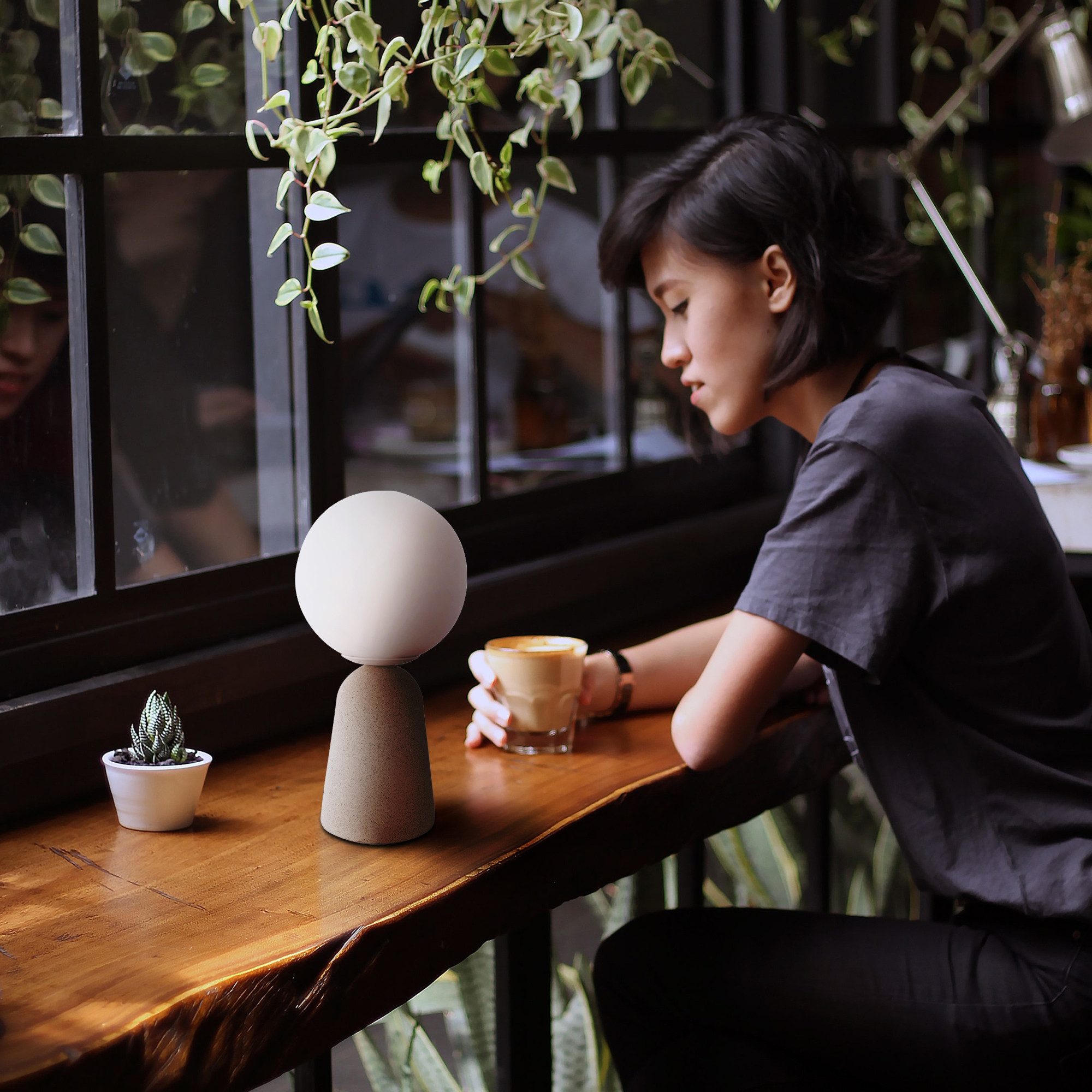 Lámpara de mesa CRETA de Sulion