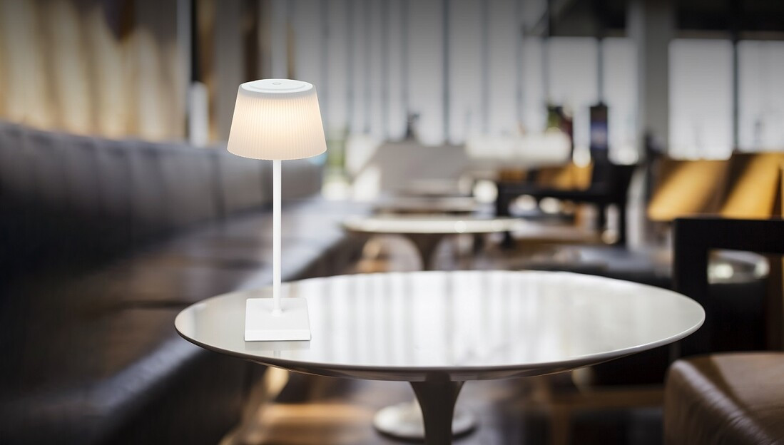 58434W LAMPARA SOBREMESA LED 4W 310Lm IP44 RECARGABLE BLANCA GREGOIR GLOBO