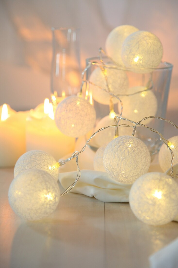 29955-20 GUIRNALDA LUCES DE CADENA LED BOMBILLA VENUTO PLATA 2,85m IP20