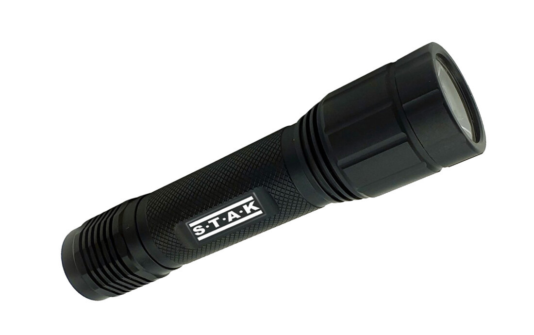 ST143 LINTERNA LED RECARGABLE 20W 2000Lm CON FUNDA VELAMP